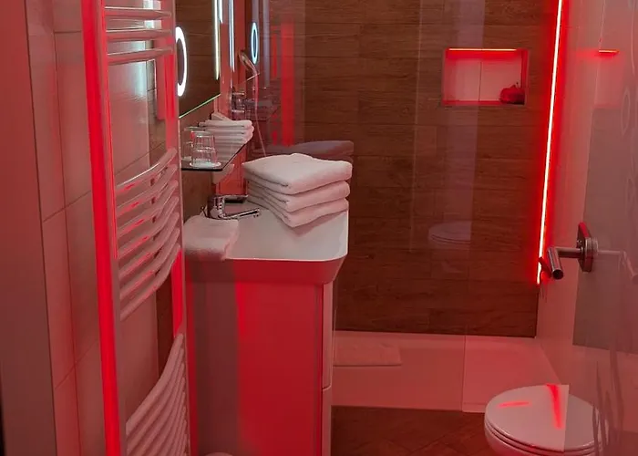 Am Teich شقة غروسشوناو